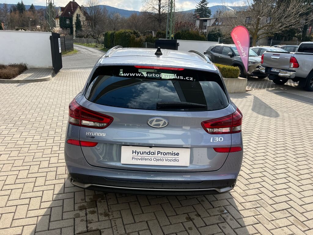 Hyundai i30 Kombi 998,0 73 kw