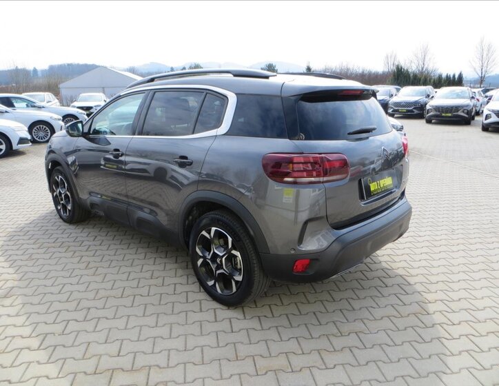Citroën C5 Aircross SUV / Terénní 1,5 l 96 kw
