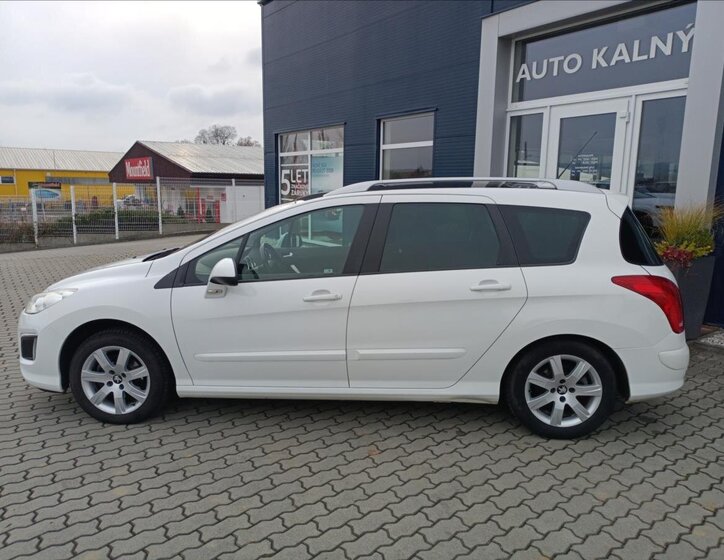 Peugeot 308 Kombi 1,6 l 686 kw