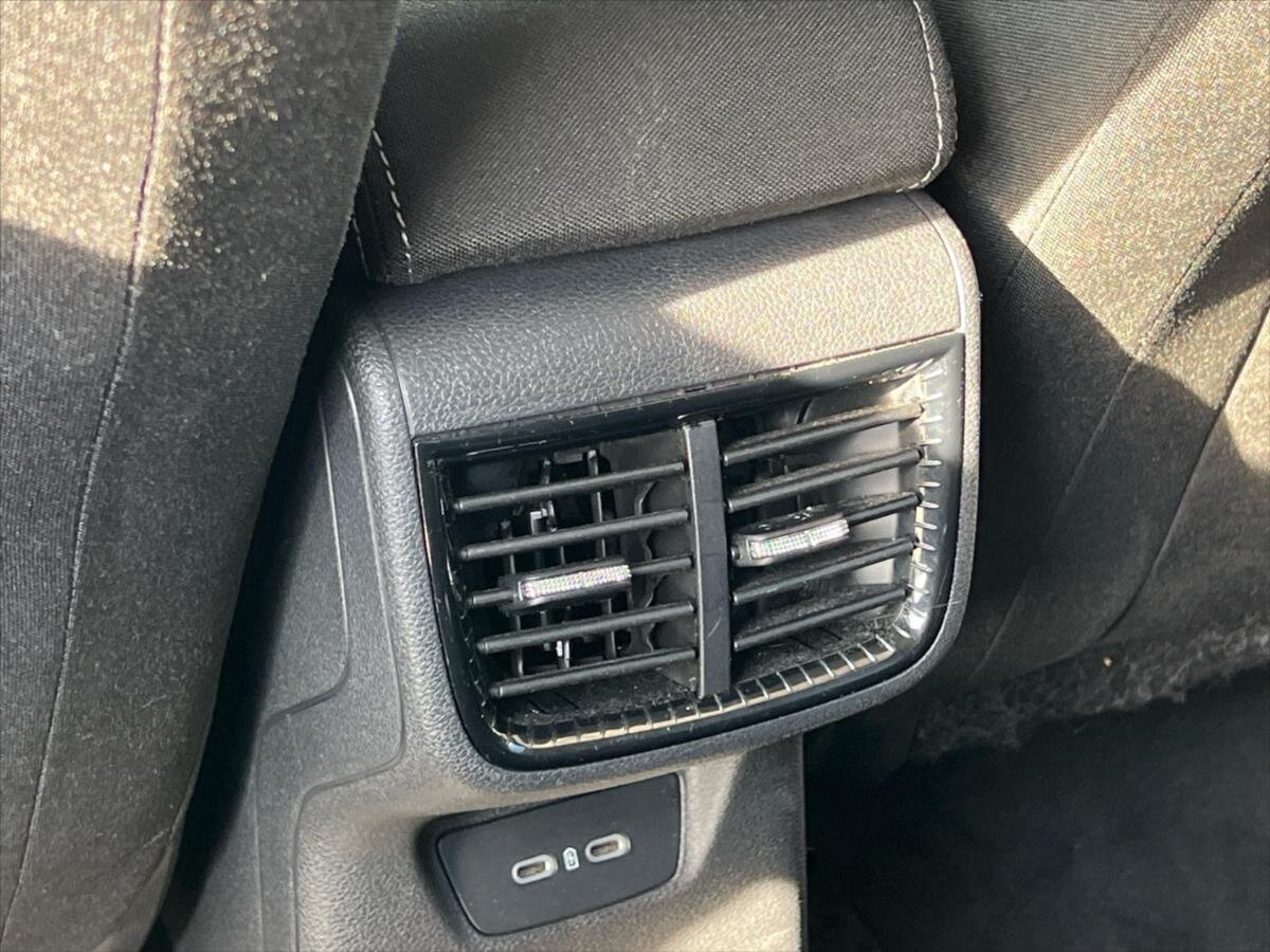 Škoda Fabia Hatchback 999,0 70 kw