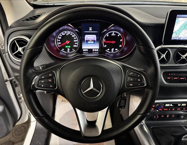 Mercedes-Benz Třídy X Pick-up 2,3 l 120 kw