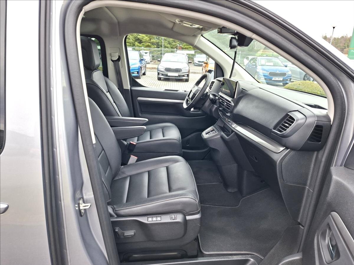 Citroën SpaceTourer MPV 2,0 l 130 kw