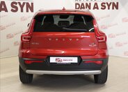Volvo XC40 SUV / Terénní 2,0 l 182 kw