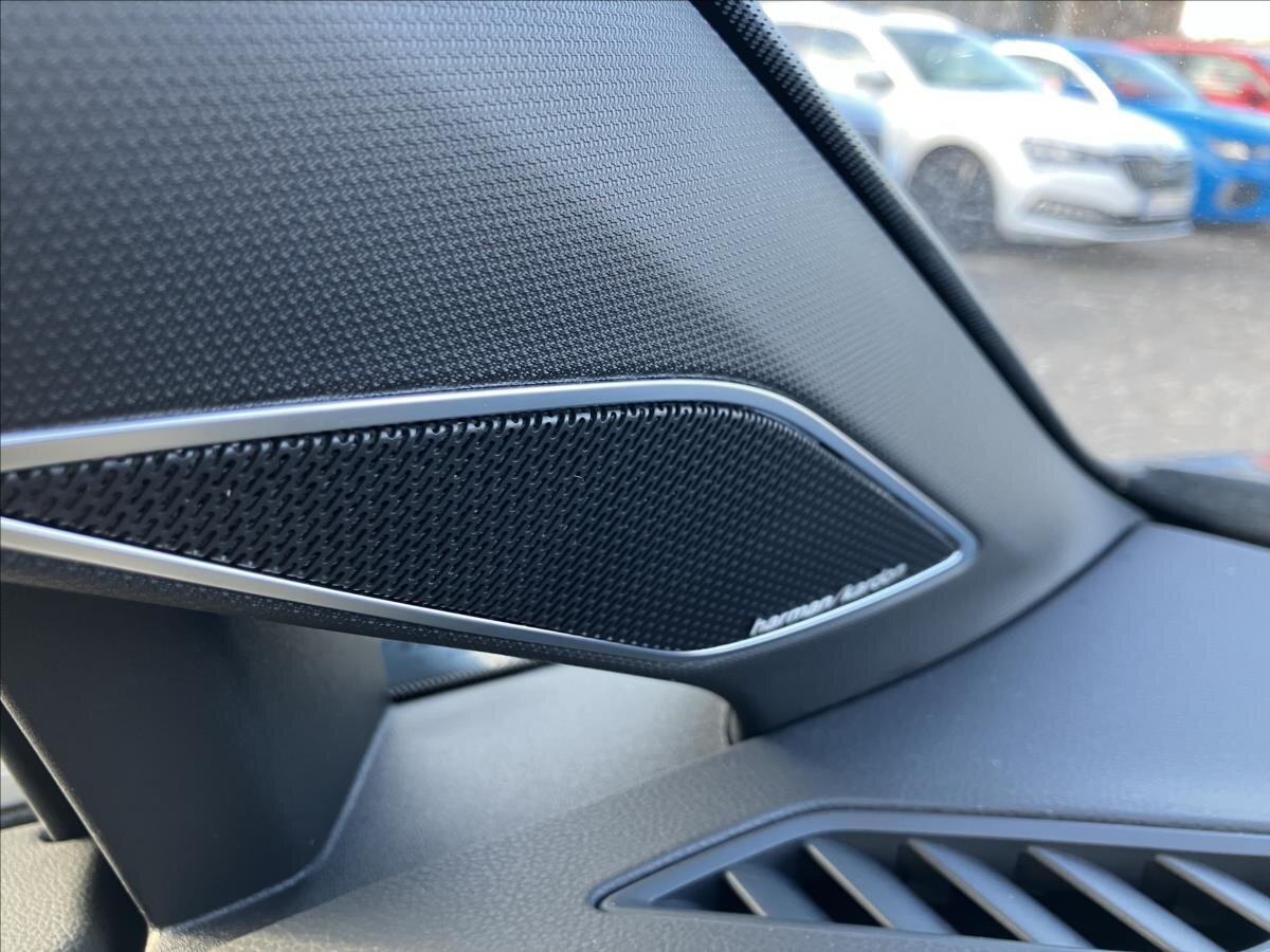 Volkswagen Golf Hatchback 2,0 l 245 kw