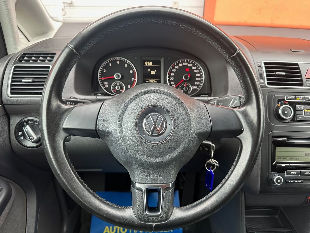 Volkswagen Touran MPV 1,2 l 77 kw