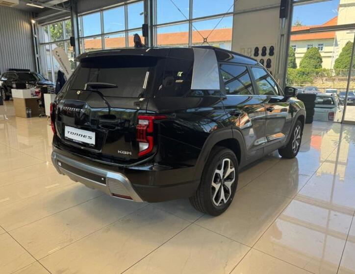 SsangYong Torres 7