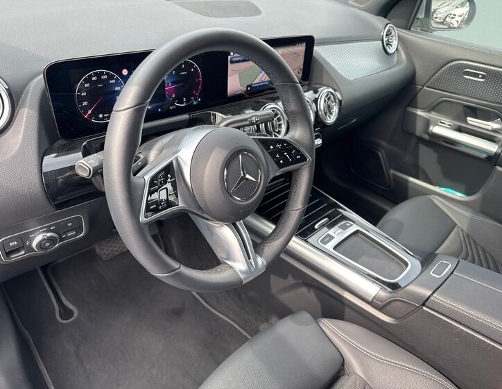 Mercedes-Benz GLA SUV / Terénní 2,0 l 110 kw