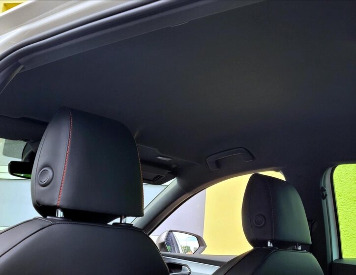 Seat Leon Hatchback 1,5 l 110 kw