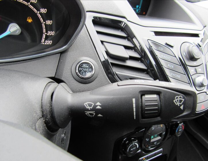 Ford Fiesta Hatchback 998,0 92 kw