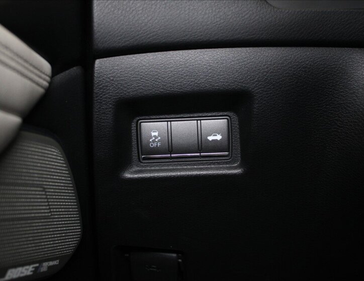 Infiniti Q60 Kupé 3,0 l 298 kw