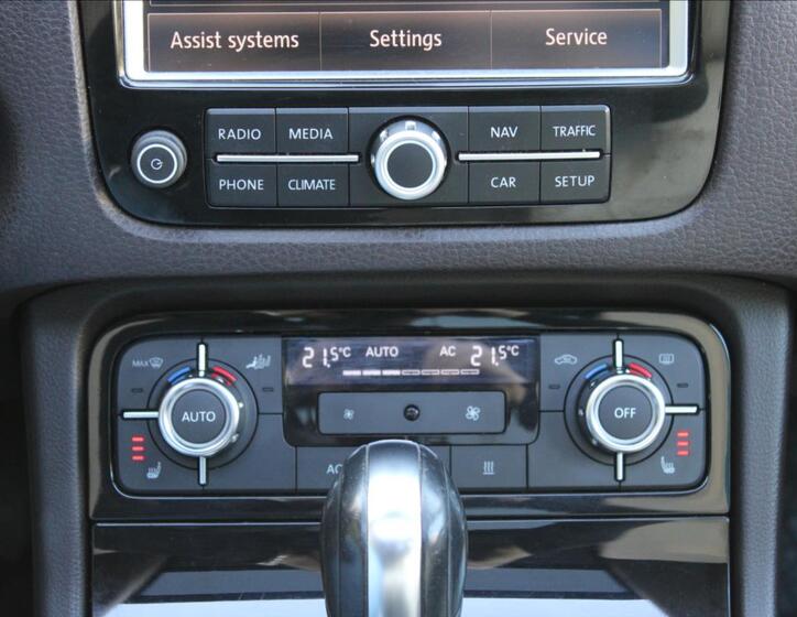 Volkswagen Touareg 23