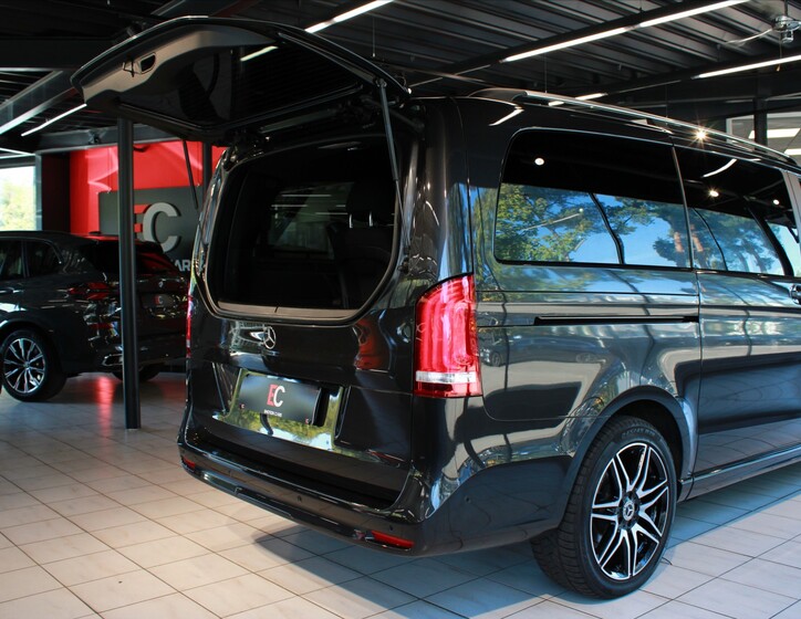 Mercedes-Benz Třídy V 33