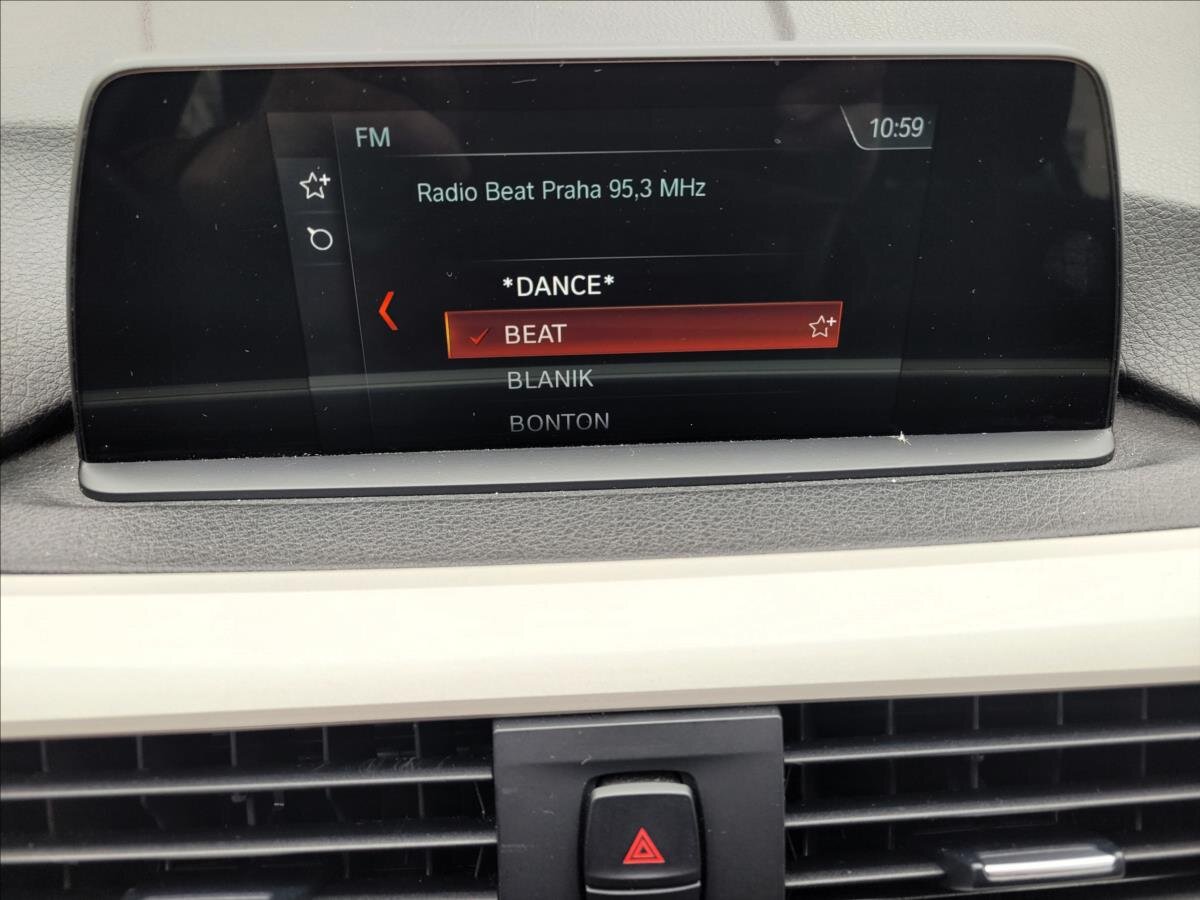 BMW Řada 3 Kombi 2,0 l 100 kw