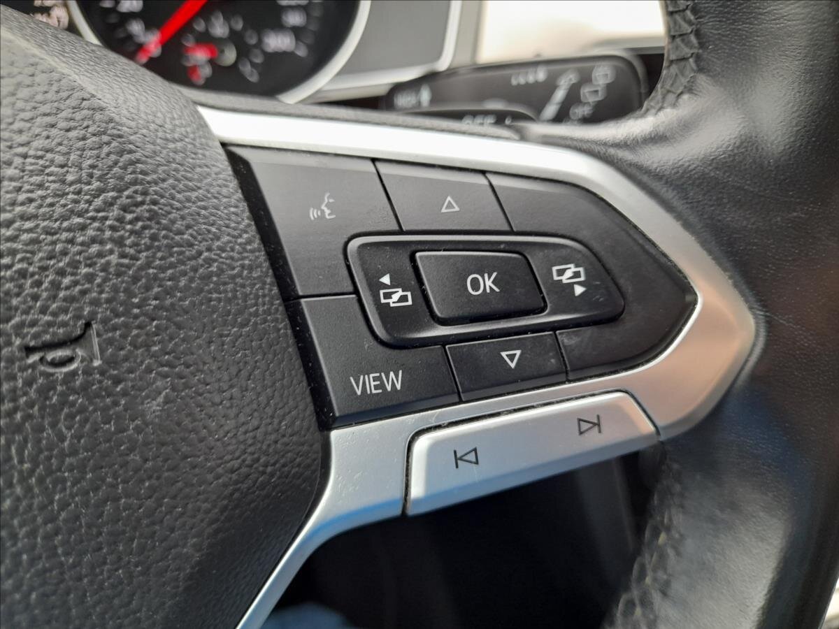 Volkswagen Passat Kombi 1,5 l 110 kw