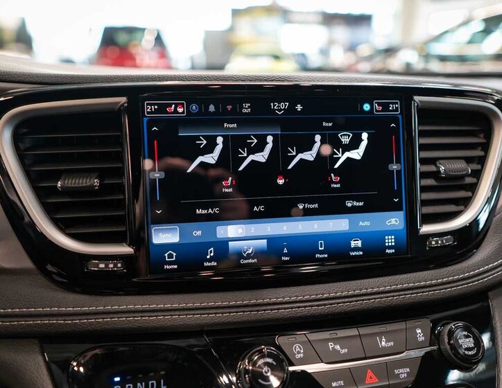 Chrysler Pacifica MPV 3,6 l 221 kw