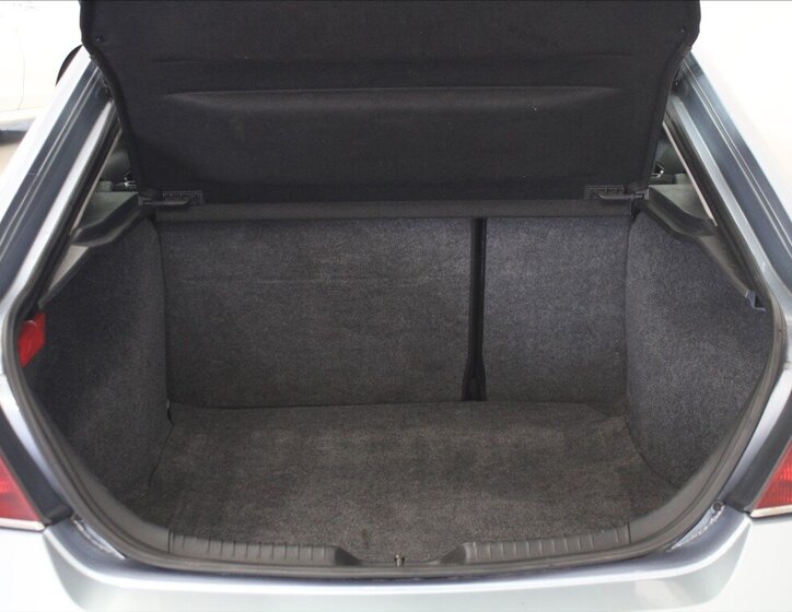 Ford Mondeo Liftback 2,0 l 107 kw