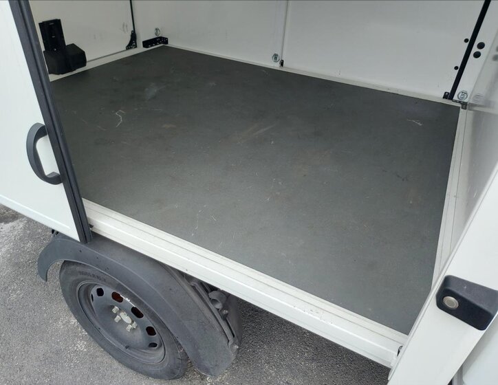 Ostatní Ostatní Skříň 0,0 48 kw