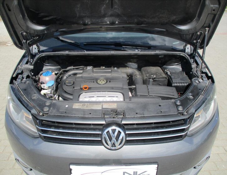 Volkswagen Touran 20