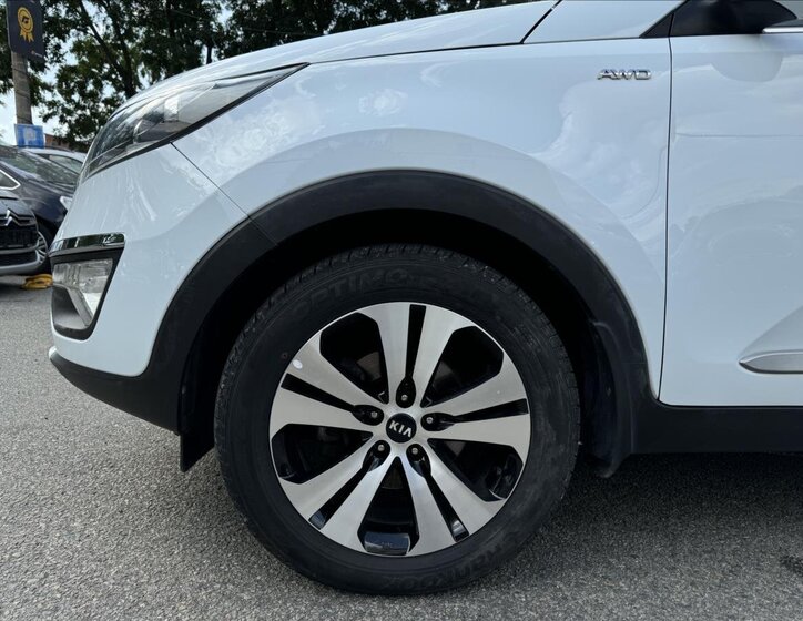 KIA Sportage SUV 2,0 l 135 kw