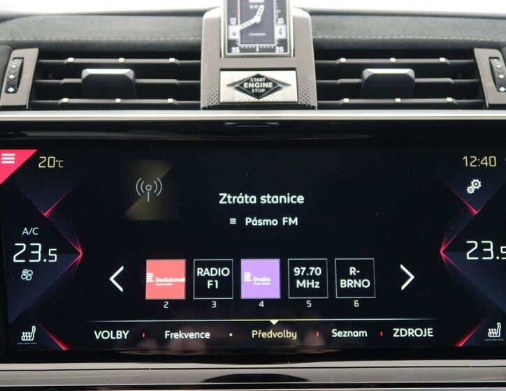 DS Automobiles DS7 Crossback SUV / Terénní 1,6 l 133 kw