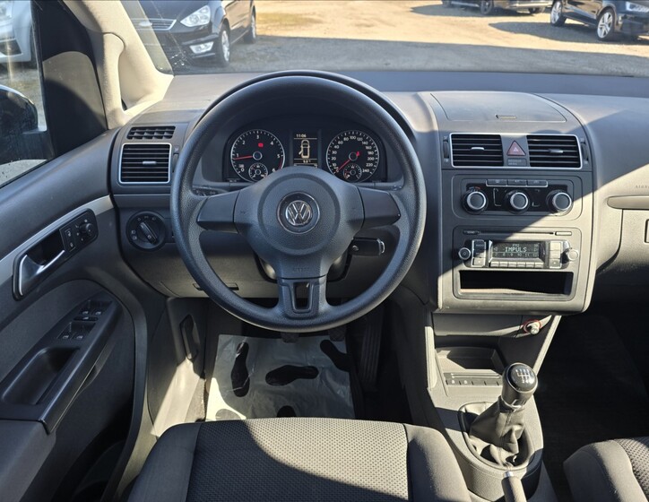 Volkswagen Touran 15