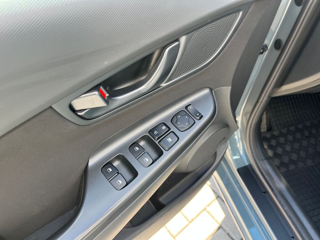 Hyundai Kona SUV / Terénní 1,6 l 145 kw