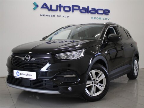 Opel Grandland X SUV / Terénní 1,2 l 96 kw