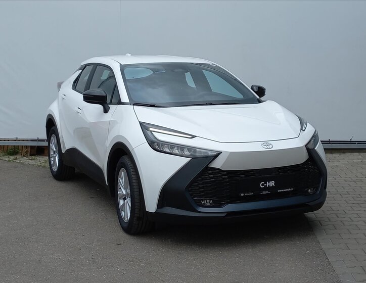 Toyota C-HR CUV / Crossover 1,8 l 72 kw