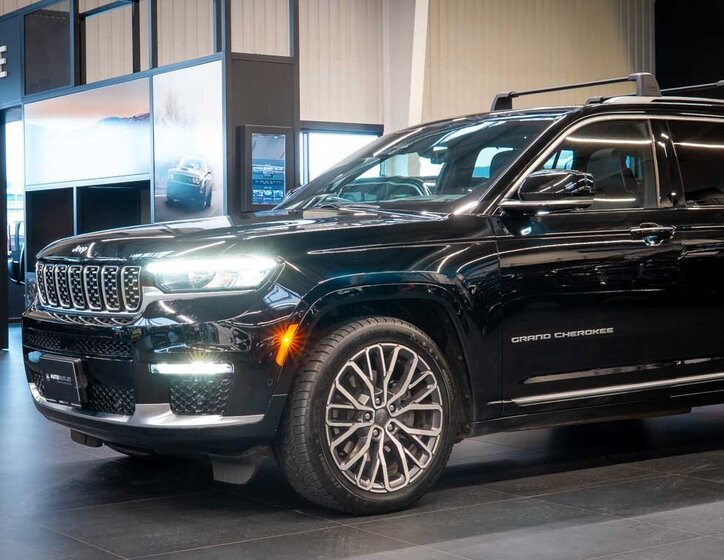 Jeep Grand Cherokee 13