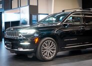 Jeep Grand Cherokee 13