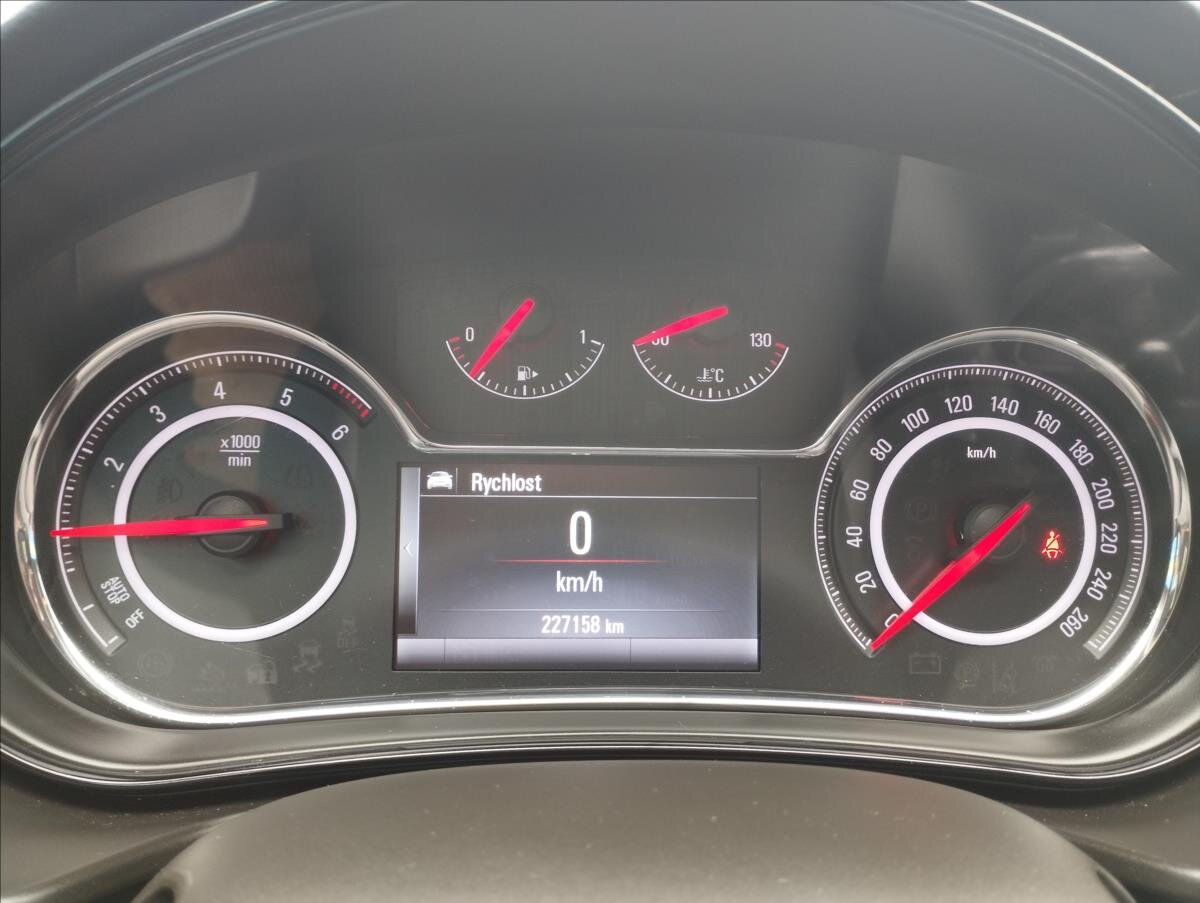 Opel Insignia Kombi 2,0 l 88 kw