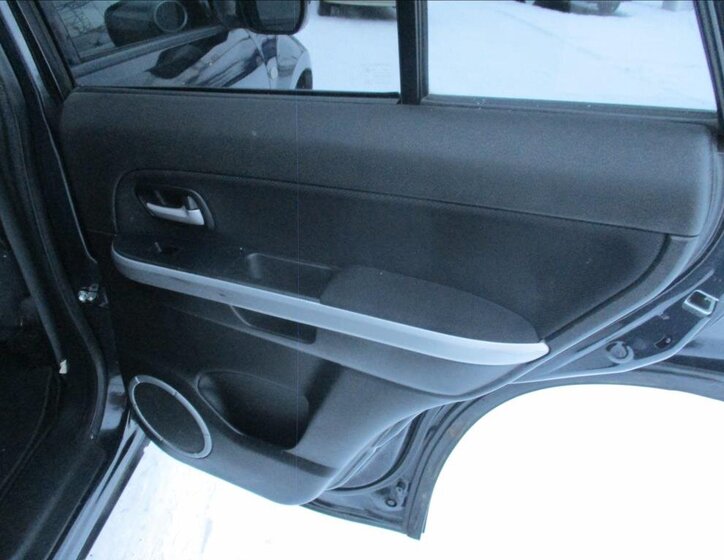 Suzuki Grand Vitara 12