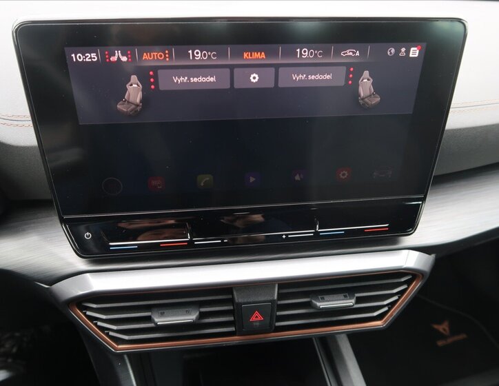 Cupra Formentor SUV / Terénní 1,5 l 110 kw