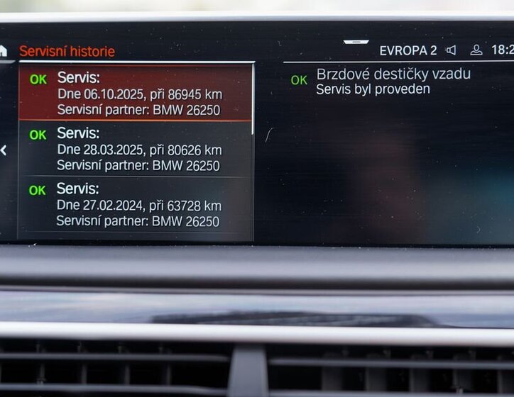 BMW Řada 7 Sedan / Limuzína 4,4 l 390 kw