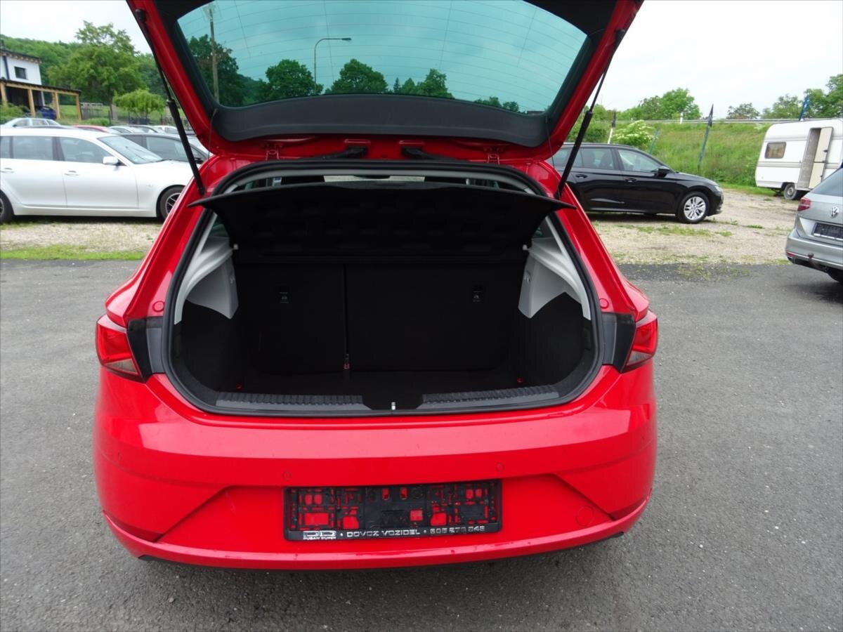 Seat Leon Hatchback 1,5 l 96 kw