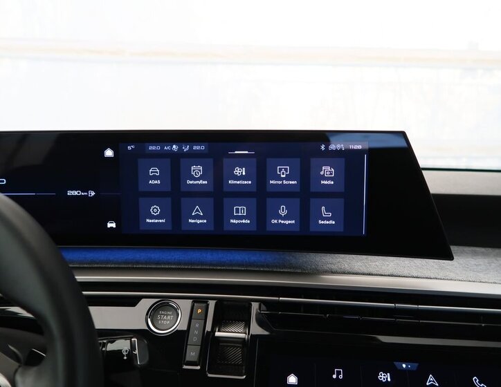 Peugeot 3008 SUV 1,2 l 100 kw