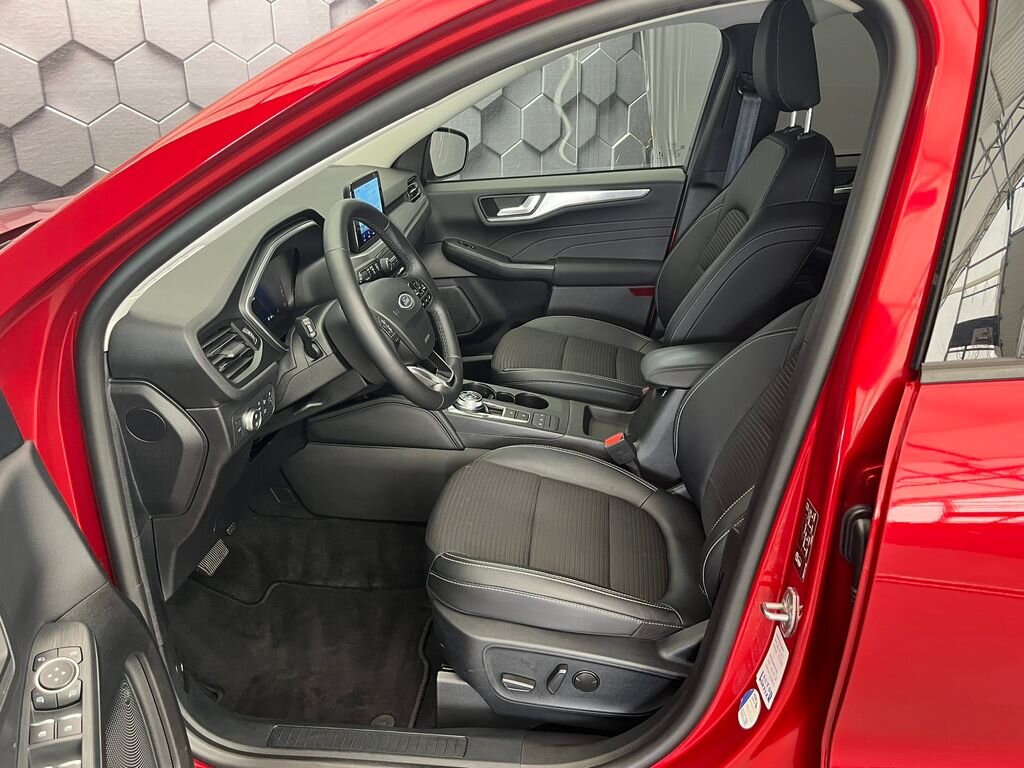 Ford Kuga SUV 2,5 l 140 kw