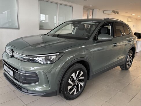 Volkswagen Tiguan SUV 1,5 l 150 kw
