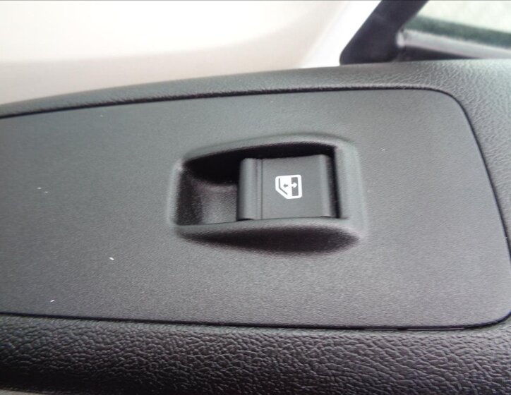 Peugeot Boxer Ostatní 2,2 l 121 kw