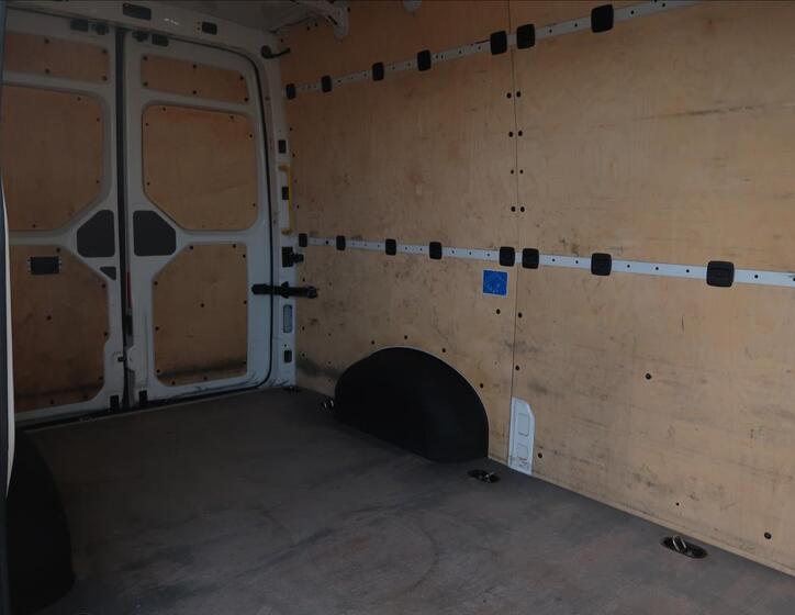 Volkswagen Crafter 19