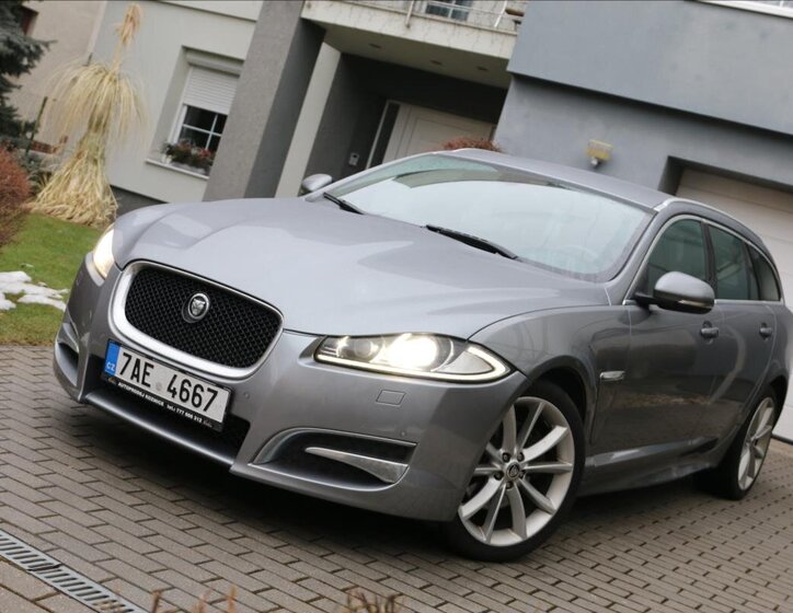 Jaguar XF Kombi 3,0 l 177 kw
