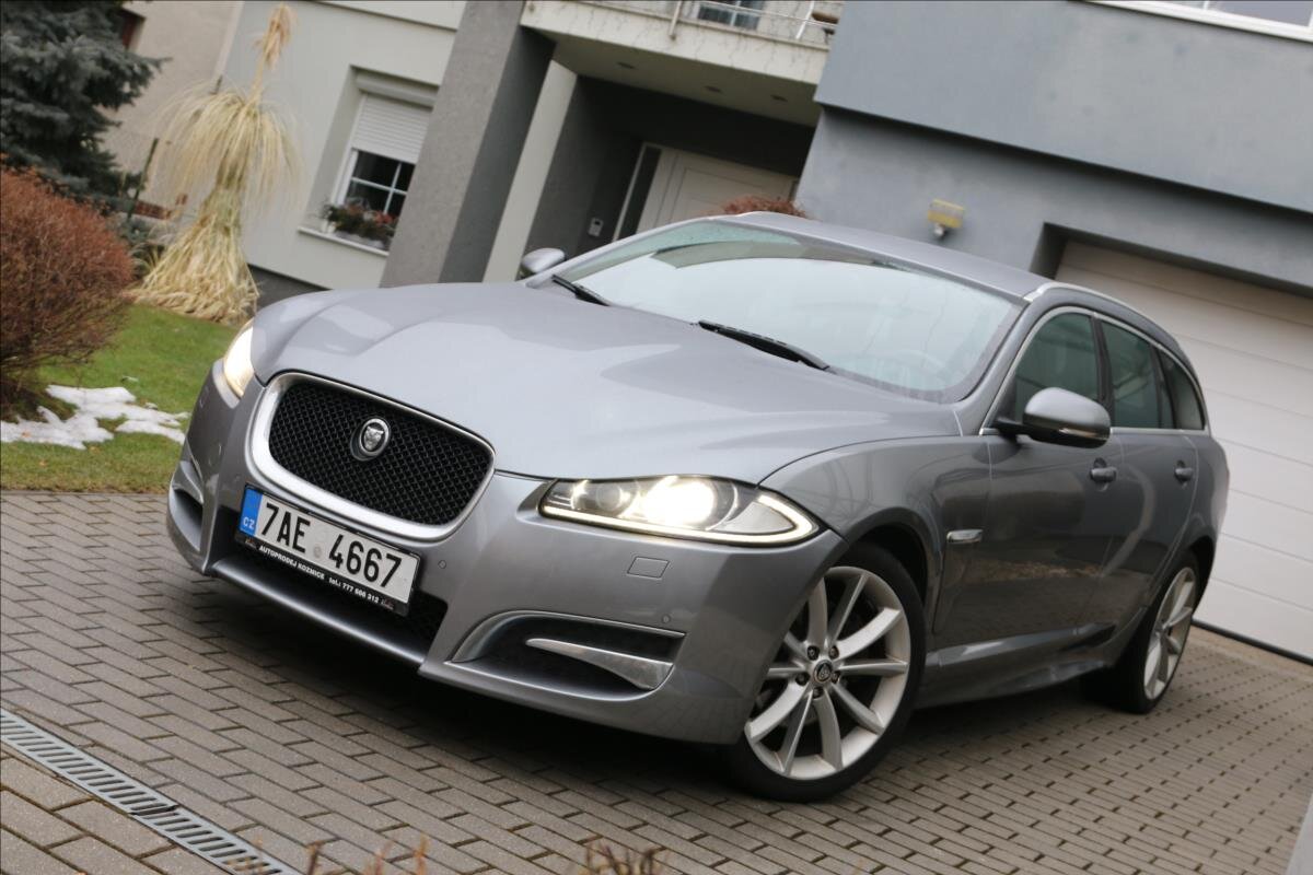 Jaguar XF Kombi 3,0 l 177 kw