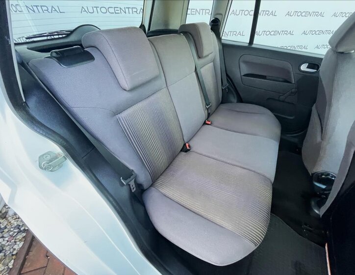 Ford Fusion Hatchback 1,4 l 59 kw