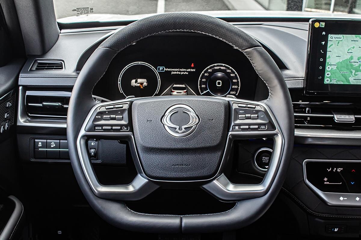 SsangYong Rexton SUV 2,2 l 149 kw