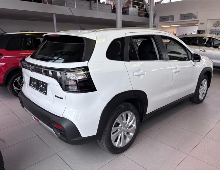 Suzuki S-Cross SUV / Terénní 1,4 l 81 kw