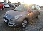 Renault Scénic Kombi 1,5 l 81 kw