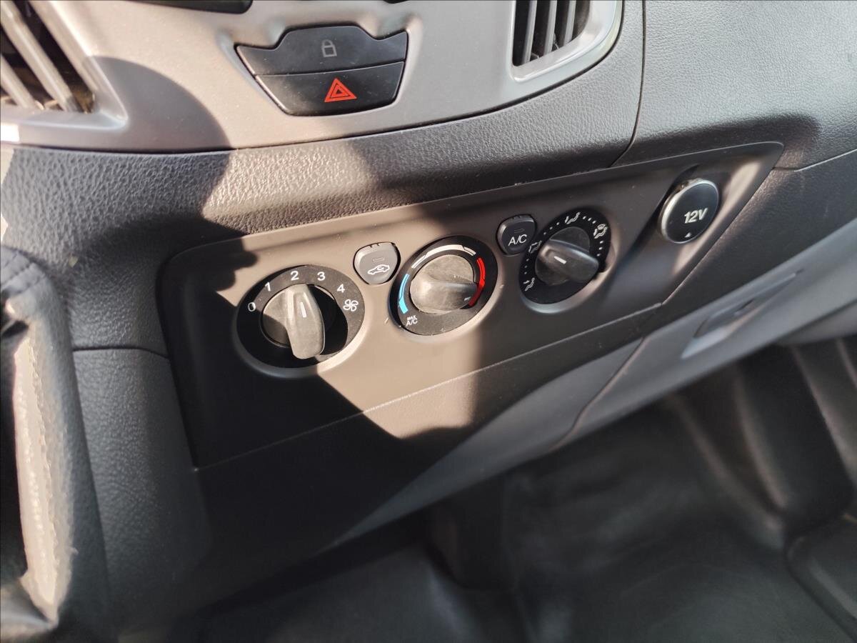 Ford Transit Custom Kombi 2,2 l 92 kw