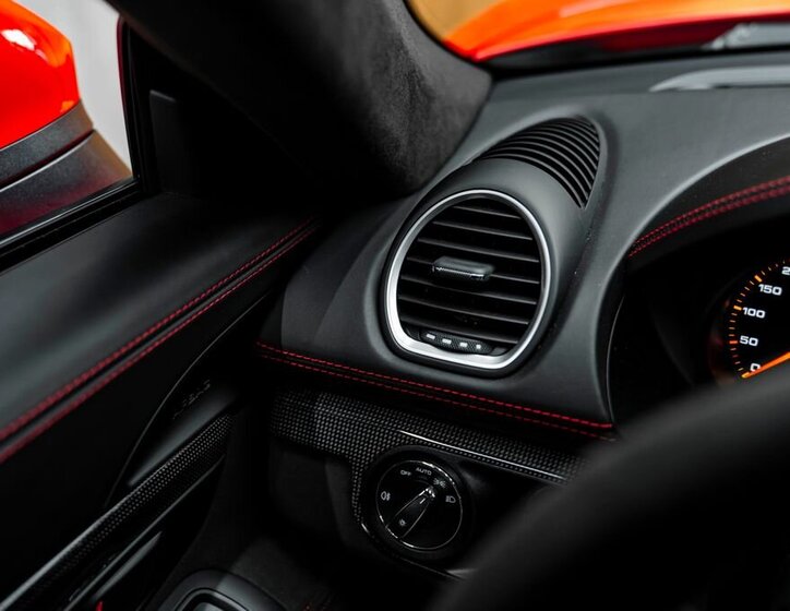 Porsche 718 Hatchback 4,0 l 309 kw