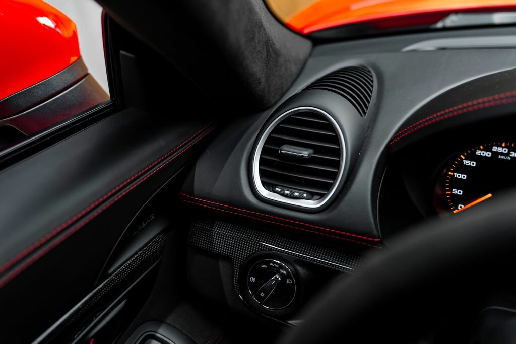 Porsche 718 Hatchback 4,0 l 309 kw