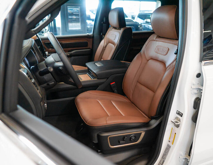 Dodge RAM Pick-up 5,7 l 291 kw